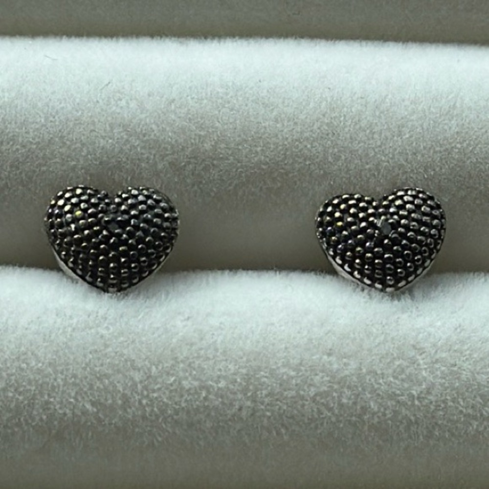 D’Joy 925 Sterling Silver Heart Stud Earnings Pierced